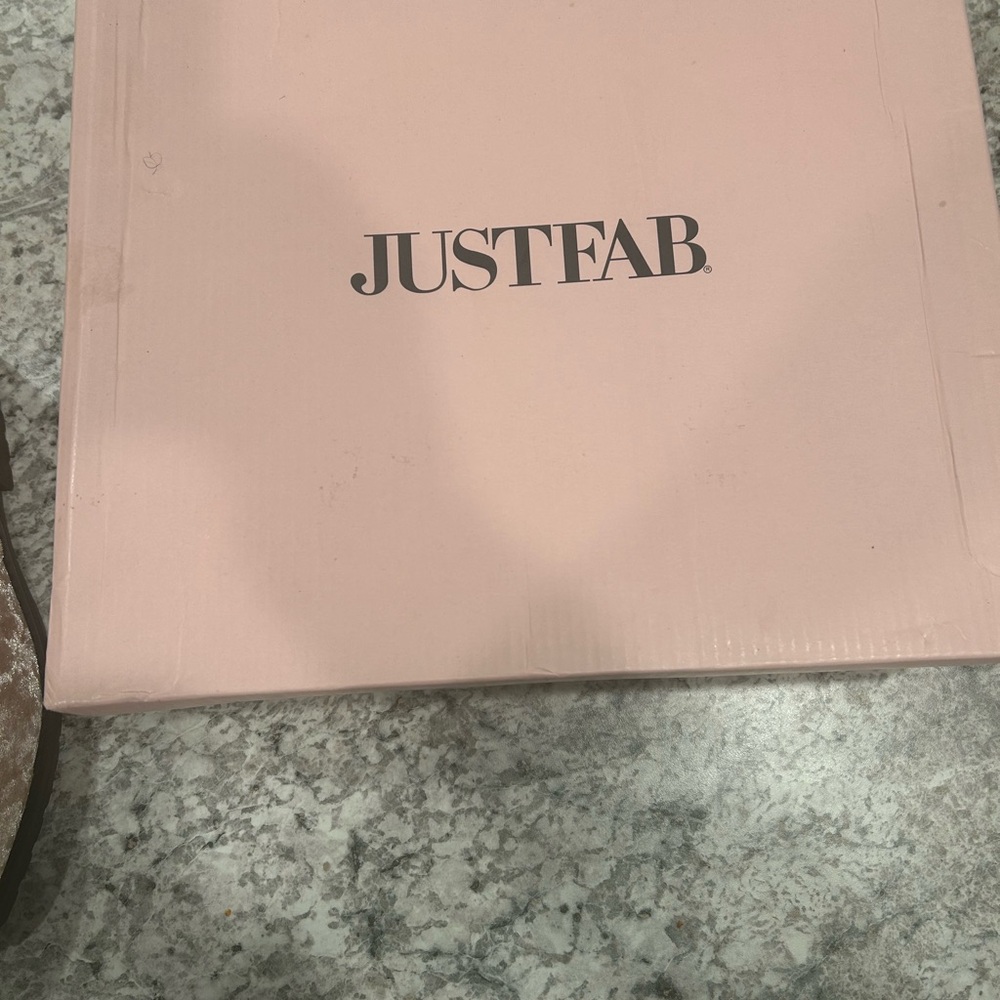 JustFab Blush Booties w/Matching Purse - Picture 6 of 9